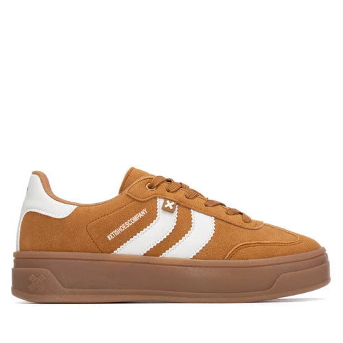 Sneakers scamosciate in ecopelle camel
