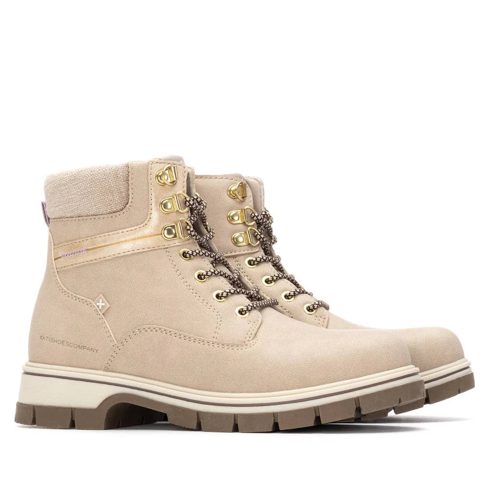 Boots in ecopelle beige
